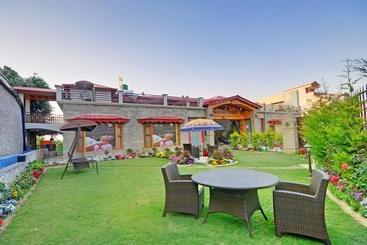 فندق Ojaswi Himalayan Resort