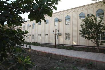 هتل Qibla Tozabog
