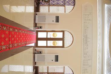 هتل Qibla Tozabog