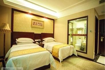 Vienna Hotel Shenzhen Shiyantong Fuyu