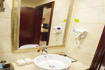 Vienna Hotel Shenzhen Shiyantong Fuyu