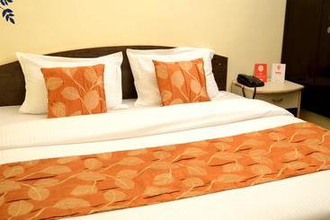 هتل Oyo Room Nims Kukas