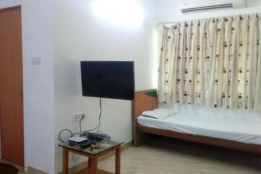 هتل Rajdhani Resort Lonavala