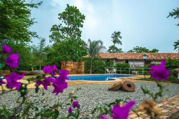 هتل Hacienda Macedonia