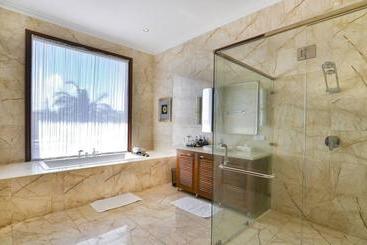 استراحتگاه Indigo Dream Surf & Holiday Retreat