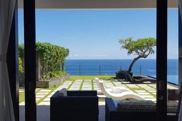 استراحتگاه Indigo Dream Surf & Holiday Retreat