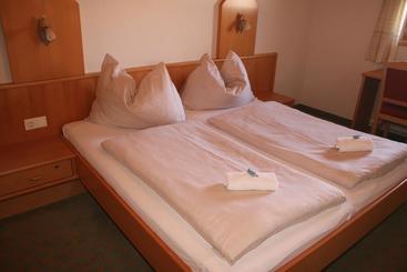 هتل Landgasthof Mamoosen