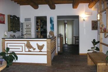 هتل Villa Acquafredda