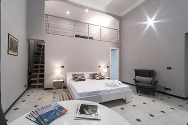 تختخواب و صبحانه Chiossone Suites