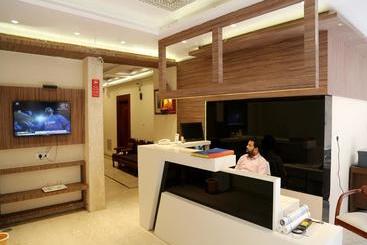 هتل Plaza Saphire At New Delhi Railway Station