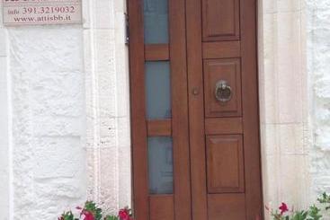 Attis B&b