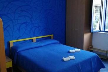 Bed And Breakfast Delfino Blu