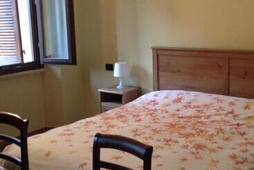 צימר La Corte Di Brusuglio Apartments