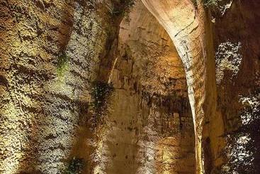 تختخواب و صبحانه La Fonte