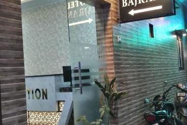 酒店 Bajrang