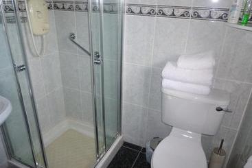 تختخواب و صبحانه Bayview House