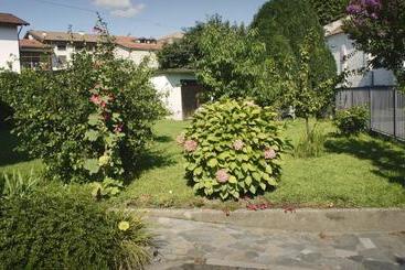 تختخواب و صبحانه Il Piccione Viaggiatore