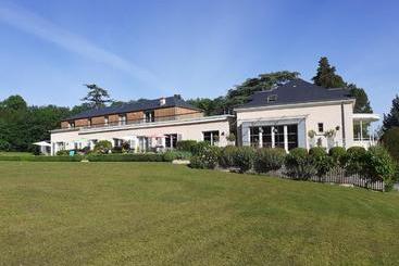 צימר Les Mazeraies Maison D Hotes Avec Spa