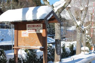 هتل Albergo Ristorante K2