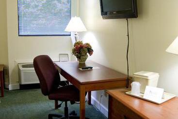 هتل Bevill Conference Center &