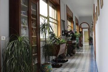 ベッドアンドブレックファースト Casa Prunilla