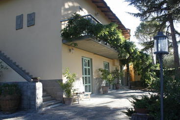 B&b Ulivi Di Castello