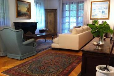 تختخواب و صبحانه Villa Camilla