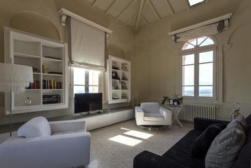 تختخواب و صبحانه Villa Le Luci