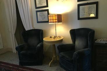 تختخواب و صبحانه Villa Le Luci