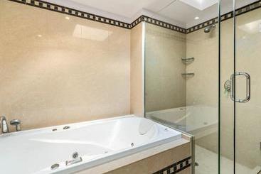 Chambers City Centre Penthouse