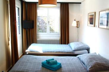 Hotel Bedhub - Swisslodge Arbon