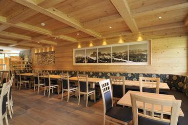 هتل Chalet Dlaces
