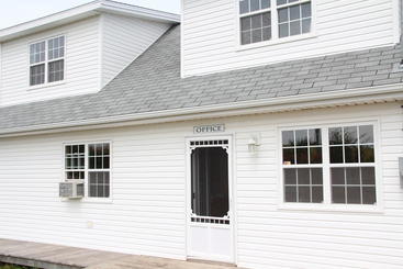 هتل Chalets Grand Pre Cottages