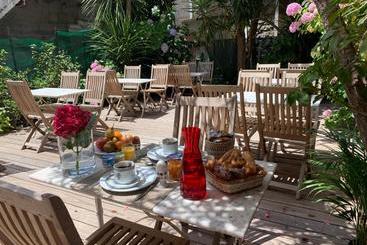 هتل Hôtel Le Mistral