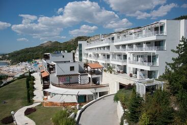 هتل White Lagoon Resort   All Inclusive