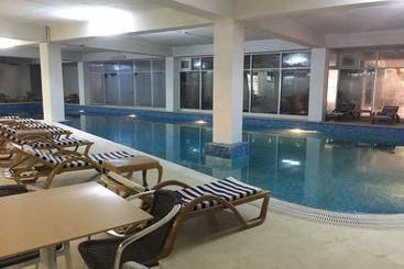استراحتگاه Af Hotel Aquapark