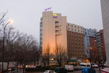هتل Canal Suites By Popinns