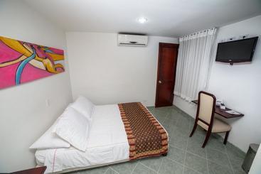 هتل Medellin 33