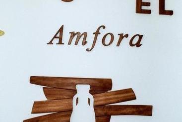 Hostel Amfora