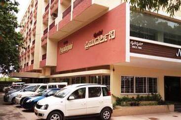 酒店 Priyadarshini Classic