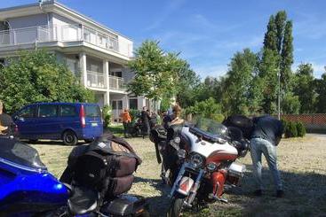 پانسیون Pansion Vila Vanda Vukovar