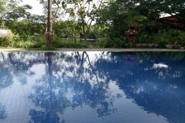 Samathi Lake Resort