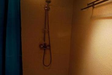 تختخواب و صبحانه Le 159