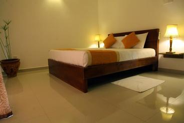 هتل Rohini Residence