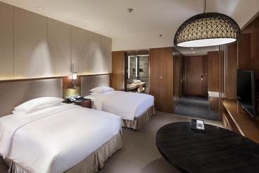 هتل Hilton Huizhou Longmen Resort
