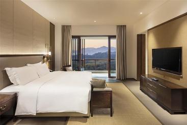 هتل Hilton Huizhou Longmen Resort