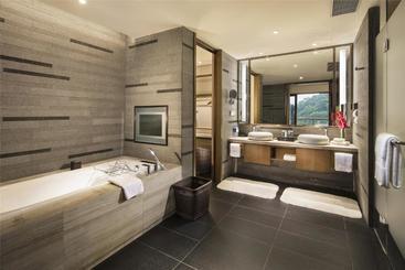 هتل Hilton Huizhou Longmen Resort