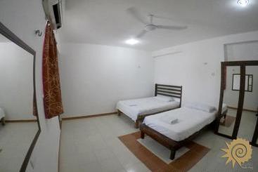 هتل Condo  Saknaj