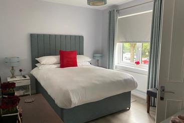 تختخواب و صبحانه Prospect Guest House