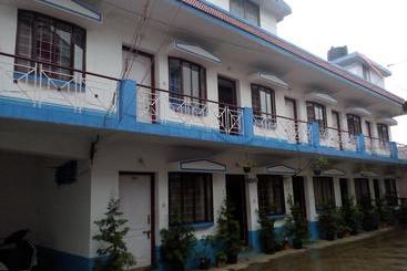 استراحتگاه Lakshmi Nivas Cottage